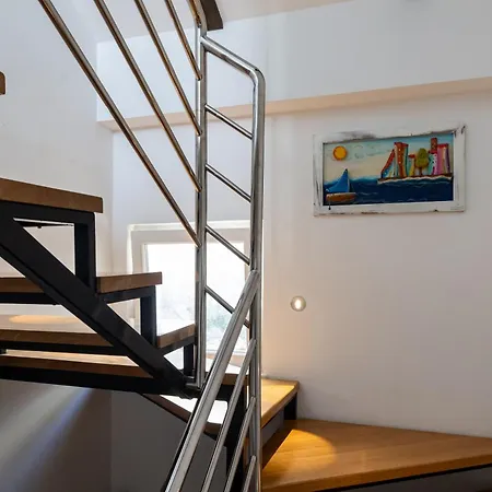 Marlea Sea-view Apartment